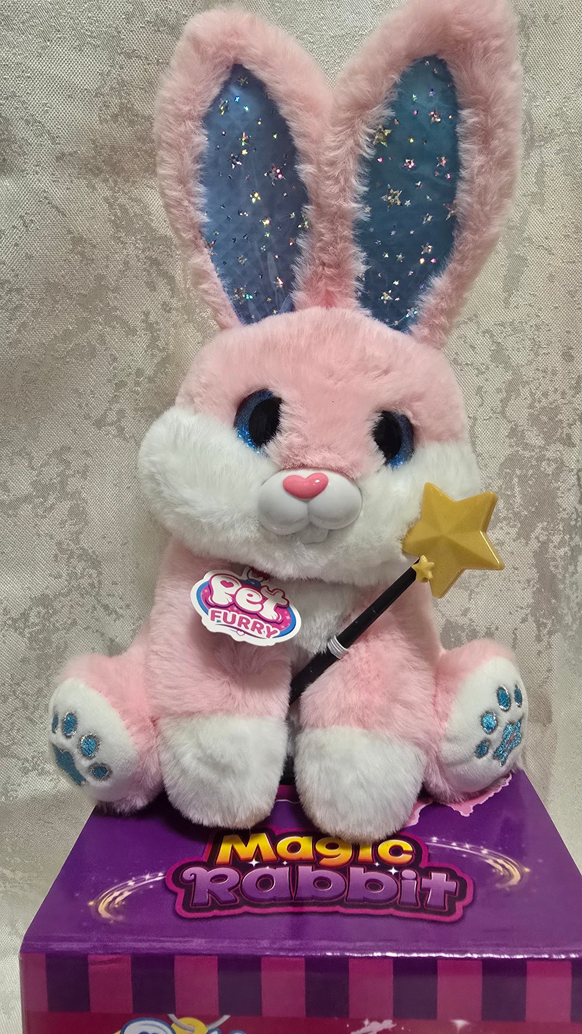 Magic Rabbit – interaktivni plišani zeka koji peva i priča